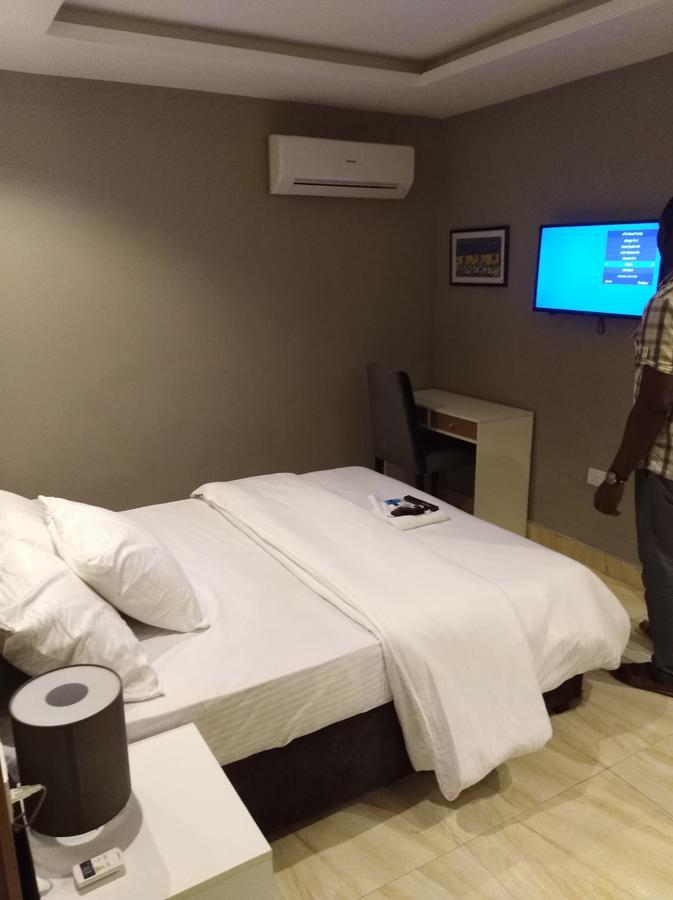 Blackwood Hotels Ikeja Exterior photo