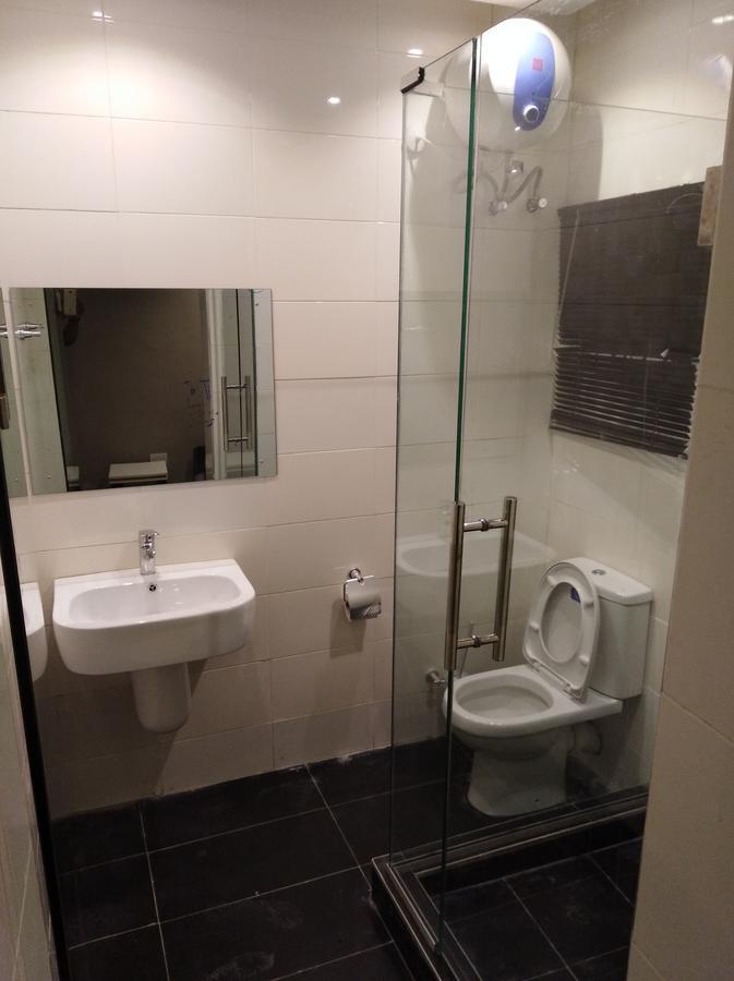 Blackwood Hotels Ikeja Exterior photo